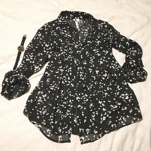 Medium Lauren Conrad blouse button down sheer dress shirt tan birds black base